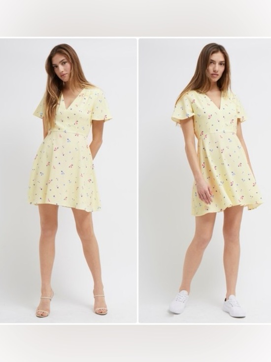 French Connection Dresses & Skirts - French Connection Yellow Floral Flutter Sleeve Skater Dress - Size US 6